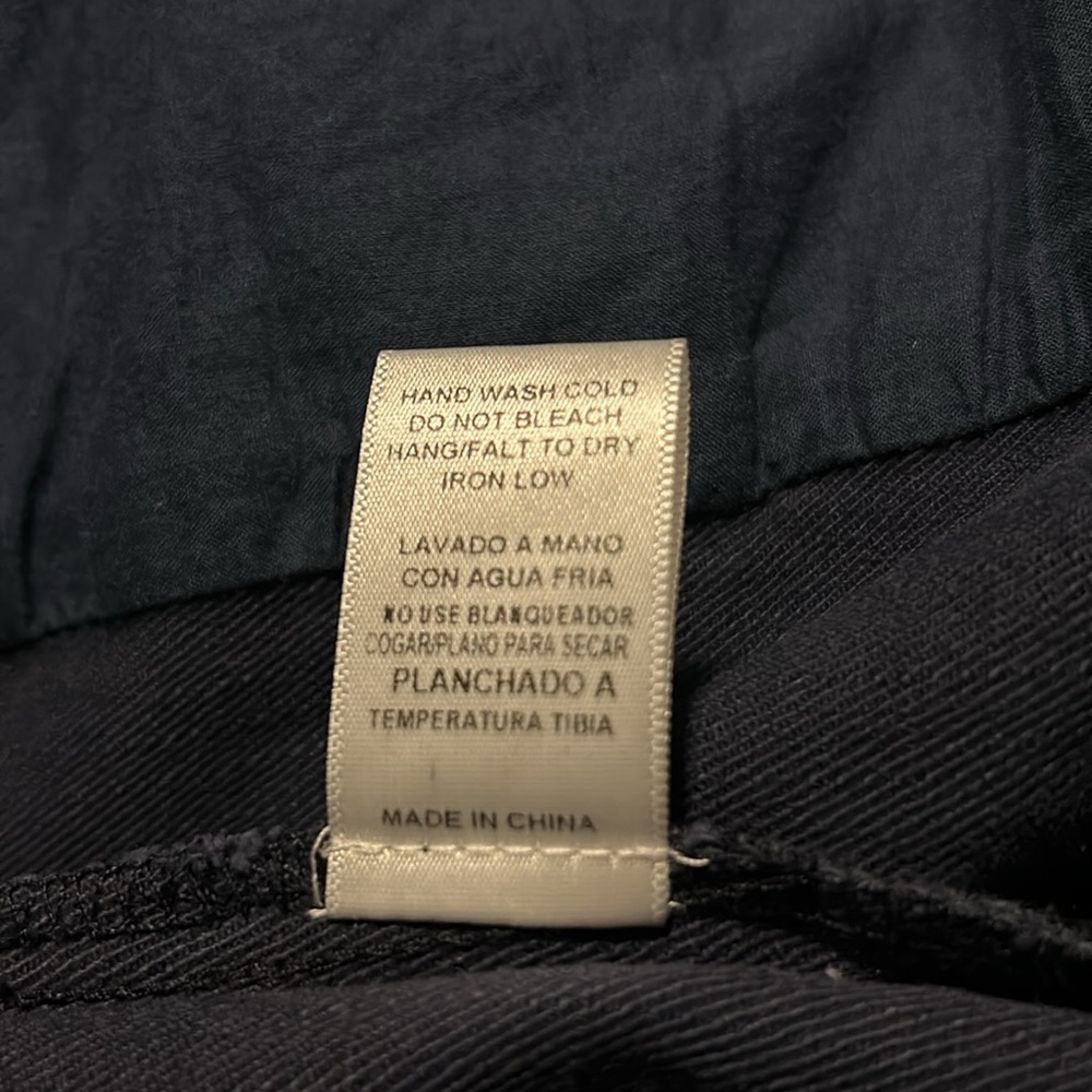 Hummingbird Embroidered Jacket - Picture 11 of 16